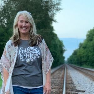 Meet your Posher, Sheila